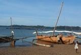 pirogue_classique_et_pirogue_de_voyage_sakalava